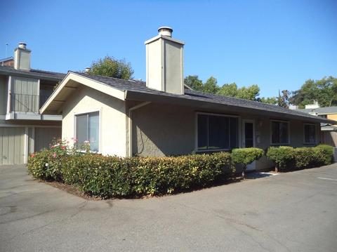 4032 Grover Ct, Carmichael, CA 95608 photo 2