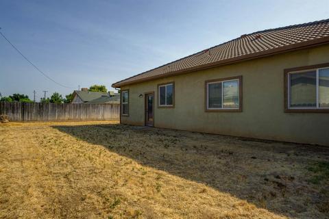 2312 Lobo Ave, Merced, CA 95348 photo 2
