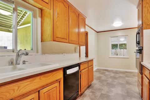 2409 Jasmin Ave, Modesto, CA 95350 photo 6