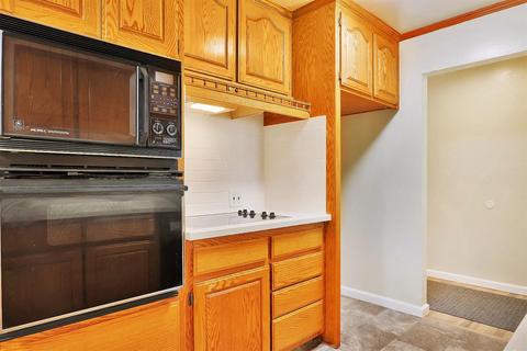 2409 Jasmin Ave, Modesto, CA 95350 photo 7