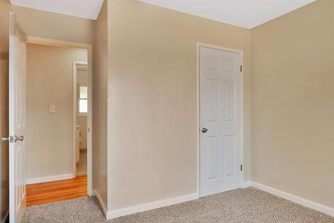 2409 Jasmin Ave, Modesto, CA 95350 photo 23