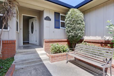 625 Gerard Dr, Lodi, CA 95242 photo 1