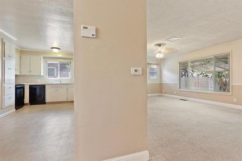 625 Gerard Dr, Lodi, CA 95242 photo 10