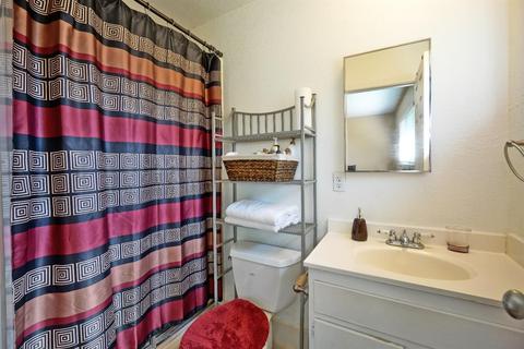 210 Downing Dr, Galt, CA 95632 photo 7