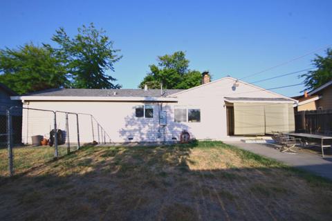 5519 Millburn St, Carmichael, CA 95608 photo 2