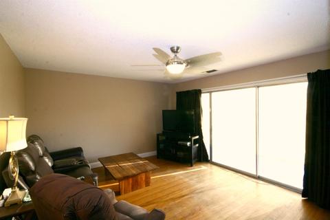 5519 Millburn St, Carmichael, CA 95608 photo 13