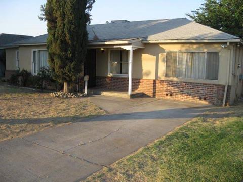 1020 Alpha Rd, Turlock, CA 95380 photo 1