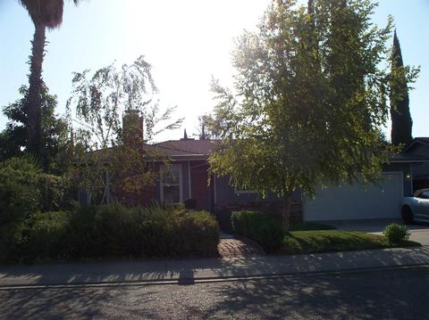 542 Lola Ln, Patterson, CA 95363 photo 1