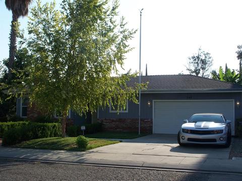 542 Lola Ln, Patterson, CA 95363 photo 2