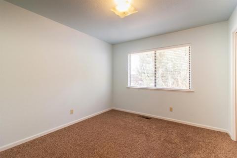 1032 Park St, Turlock, CA 95380 photo 11