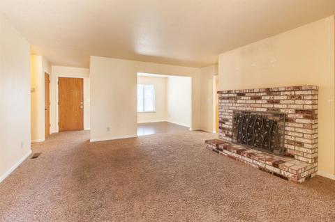 1032 Park St, Turlock, CA 95380 photo 5