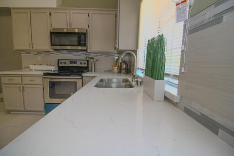 369 Plover Pl, Pittsburg, CA 94565 photo 18