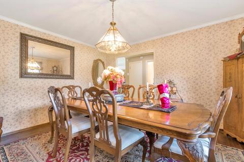 4367 Virgusell Cir, Carmichael, CA 95608 photo 4