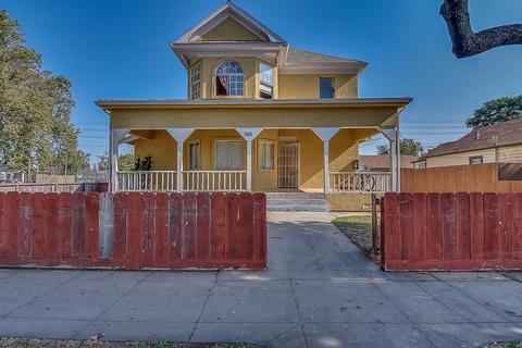 303 Elm St, Lodi, CA 95240 photo 1