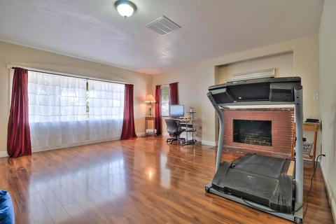 1709 Holm Ave, Modesto, CA 95351 photo 9