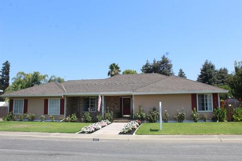 1820 Smith Dr, Turlock, CA 95382 photo 1