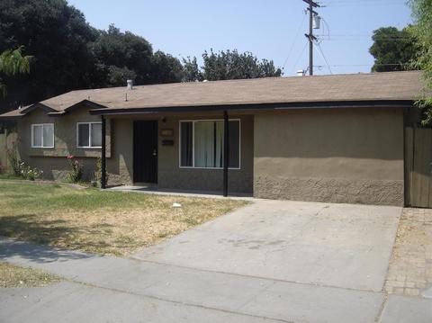 1104 Sutter Ave, Modesto, CA 95351 photo 2