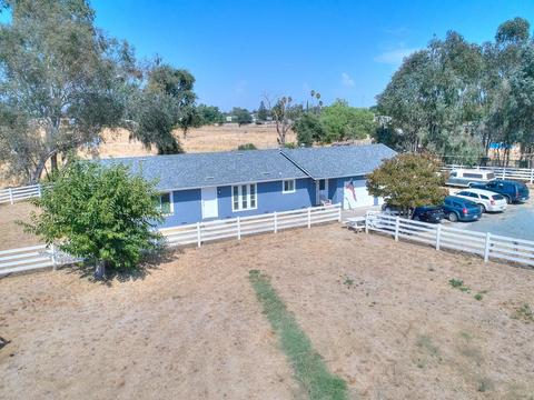 3261 E Calimyrna Rd, Acampo, CA 95220 photo 2