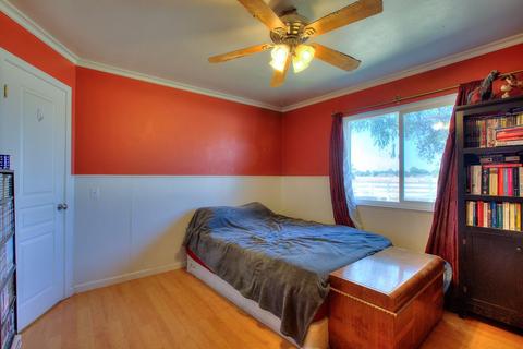 3261 E Calimyrna Rd, Acampo, CA 95220 photo 9