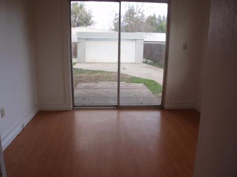 359 Florence St, Turlock, CA 95380 photo 8