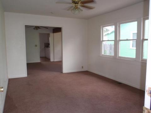 359 Florence St, Turlock, CA 95380 photo 3