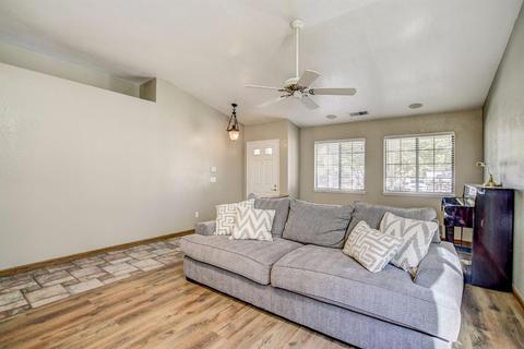 8525 Yellowtail Way, Antelope, CA 95843 photo 6