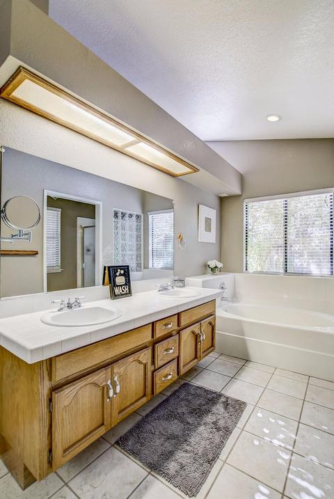 8525 Yellowtail Way, Antelope, CA 95843 photo 23