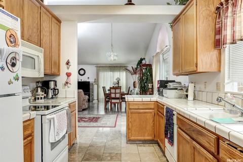 1954 Orme Ln, Manteca, CA 95336 photo 4