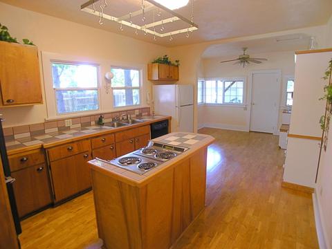 705 N Loma Dr, Lodi, CA 95242 photo 9