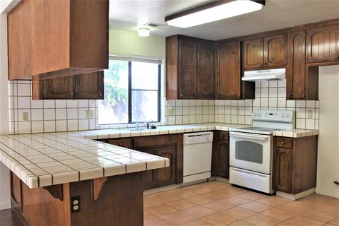 3605 Kona Oak Dr, Modesto, CA 95355 photo 4