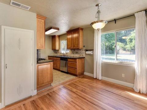 5600 Gibbons Dr, Carmichael, CA 95608 photo 5