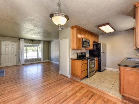 5600 Gibbons Dr, Carmichael, CA 95608 photo 6