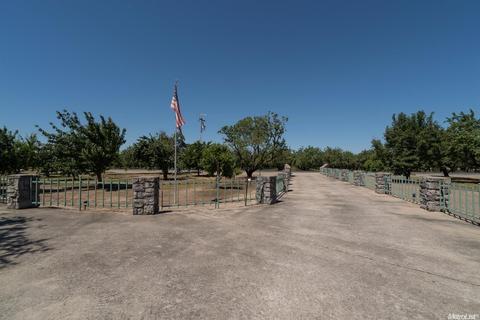 23380 S Austin Rd, Ripon, CA 95366 photo 5