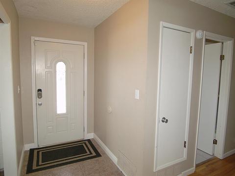 712 E Rumble Rd, Modesto, CA 95350 photo 4