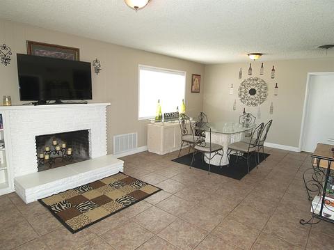 712 E Rumble Rd, Modesto, CA 95350 photo 8