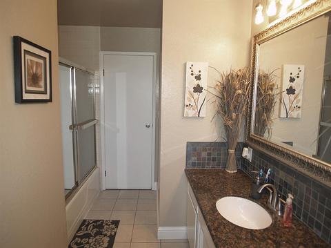 712 E Rumble Rd, Modesto, CA 95350 photo 22
