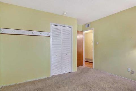 490 W Kavanagh Ave, Tracy, CA 95376 photo 24