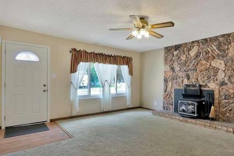 490 W Kavanagh Ave, Tracy, CA 95376 photo 8