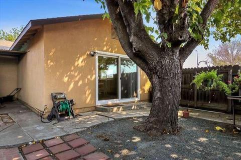 490 W Kavanagh Ave, Tracy, CA 95376 photo 32