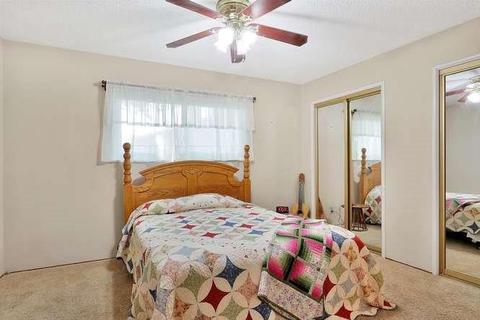 490 W Kavanagh Ave, Tracy, CA 95376 photo 20