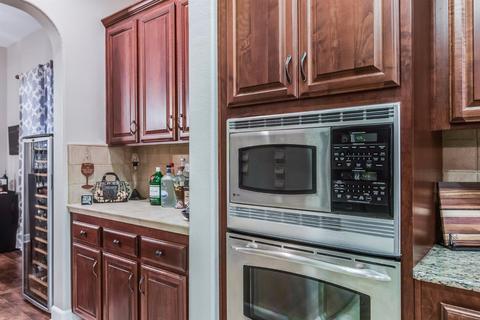 1067 Ledgestone Dr, Folsom, CA 95630 photo 17