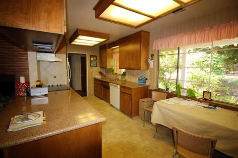 6740 Lakeview Dr, Carmichael, CA 95608 photo 18
