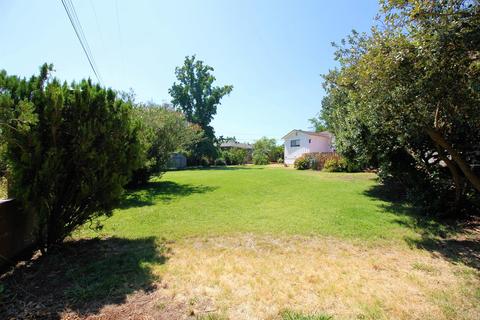 6740 Lakeview Dr, Carmichael, CA 95608 photo 10