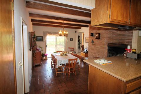 6740 Lakeview Dr, Carmichael, CA 95608 photo 16