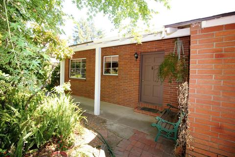 6740 Lakeview Dr, Carmichael, CA 95608 photo 4