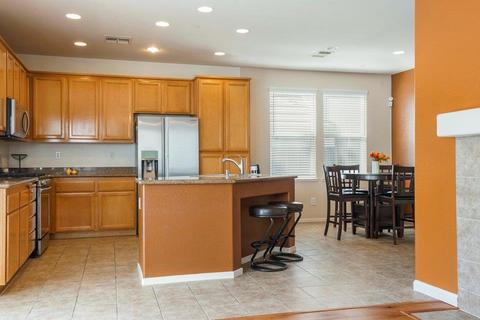 813 Courtyards Loop, Lincoln, CA 95648 photo 4