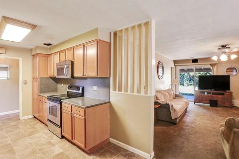 911 Park St, Lodi, CA 95240 photo 7