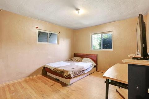 911 Park St, Lodi, CA 95240 photo 16