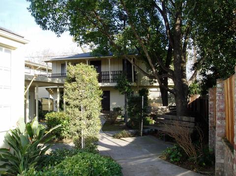 426 Sycamore Ave, Modesto, CA 95354 photo 4