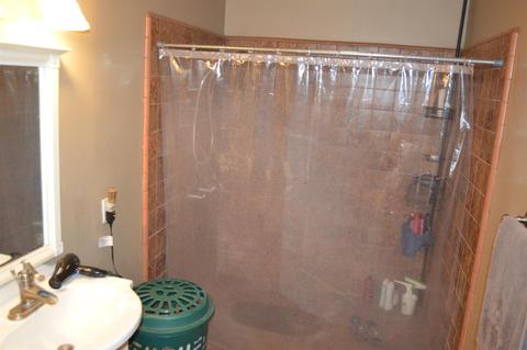 605 E North St, Manteca, CA 95336 photo 23